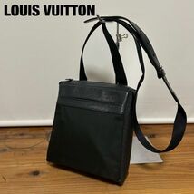 D0003★10.5 LOUIS VUITTON ルイヴィトン タイガ サヤン ショルダーバッグ M30902 サコッシュ ボディー カメラ 斜め掛け アルドワーズ_画像1