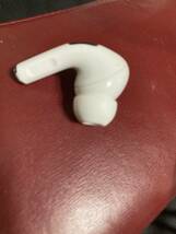 Apple AirPods エアーポッズ 第一世代 右イヤホンのみ R 片耳 A1523 正規品 MMEF2J/A 完動品 V0121_画像3