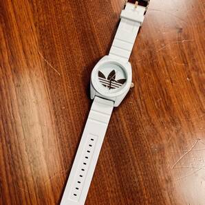 R7715A-YP+ 【ジャンク】 アディダス adidas ADH2918 腕時計の画像1