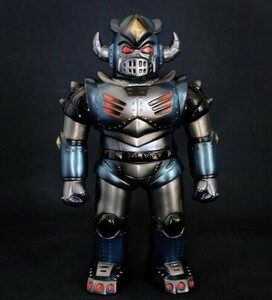 Silverkano toy KAISER カイザー 3rd ロボット ソフビ sofubi ILUILU zollmen UZUMARK mvh izumonster hxs リアルヘッド kktoys