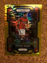 2023-24 Panini Prizm EPL RAPHAEL VARANE GOLD PULSAR # 4/10 ~ MANCHESTER UNITED 10枚限定　代表ジャージNo._画像1