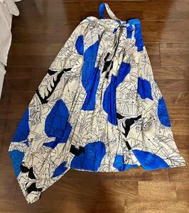 ザラZARA ラッププリーツスカート青黒模様ロングスカート 総柄 S38
