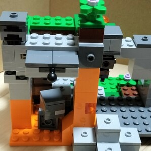 送料無料即決希望 LEGO マインクラフト ゾンビの洞くつ 21141 ミニフィグ コウモリ TNT マイクラの画像8