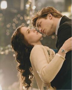 トワイライト　クリステンスチュワート　ロバートパティンソン　Twilight　Robert Pattinson　Kristen Stewart　輸入 写真　11709