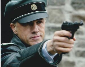 イングロリアスバスターズ　Inglourious Basterds　クリストフヴァルツ　約20.3x25.4cm　輸入　写真　23058