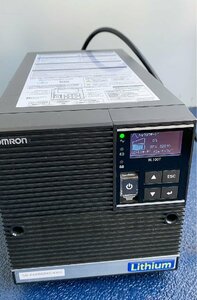 現状簡易チェック★OMRON オムロン 無停電電源装置 UPS BL100T リチウムイオン★ZA212