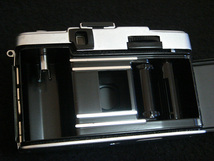 m3740642 美品 撮影可 オリンパス ペン EE-2 EE2 olympus pen ee-2 ee2 vintage half frame camera from japan フィルムカメラ カメラ_画像4