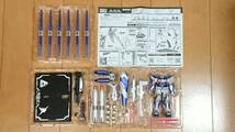 【開封品】 METAL ROBOT魂 Hi-νガンダム ～AMURO’s SPECIAL COLOR～_画像2