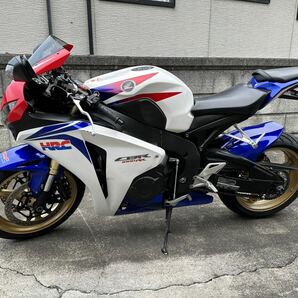 ホンダ CBR1000RR SC59の画像2