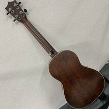 【P2】 Martin 2 Tenor ウクレレ ケース付き マーチン 弦楽器 1559-2_画像4