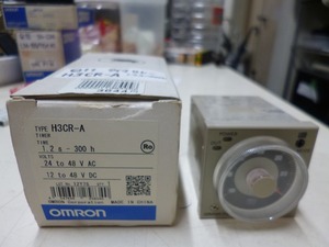 Q11 OMRON H3CR-A モード設定可能なタイマーリレー