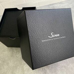 時計 空箱 Sinn/ジン 腕時計 空箱 ウォッチケース BOX レザーケース 紙箱入り 長期自宅保管品の画像9