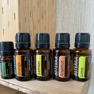 doTERRA エッセンシャルオイル アロマオイル　オレンジ　レモン　ライム　グレープフルーツ　ティーツリー