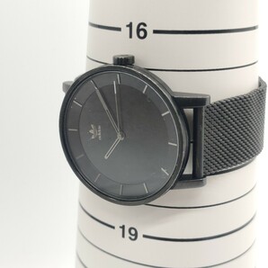 102 adidas メンズ 腕時計 時計 アディダス Z042341-00 クオーツ クォーツ QUARTZ 黒文字盤 3針 アナログ メッシュベルト SCHの画像4