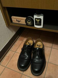 Dr Martens 3ホールとお手入れセット ブラック 黄ステッチ UK8 28cm