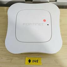 ◆048 FORTINET アクセスポイント AP822i V2 デュアル無線 IEEE 802.11a/b/g/n/ac対応 アンテナ内蔵 無線LAN ワイヤレス フォーティネット_画像1