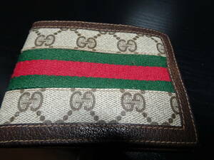 GUCCI