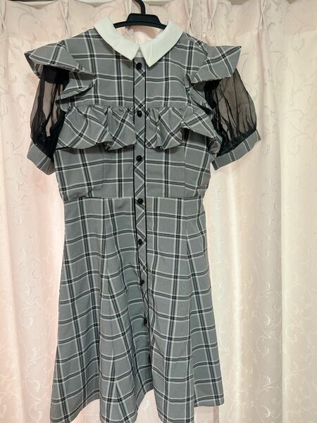 アンクルージュ ワンピース スカート　チェック　襟付き　ブラック　グレー　半袖　
