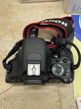 KT0318 Canon/キャノン EOS Kiss X5 ダブルズームキット デジタル一眼レフカメラ ボディ レンズ×2 動作品_画像9
