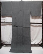 新品　夏　越後 本場 小千谷ちぢみ　長丈長裄 ふくよかサイズ　身丈170cm裄73cm 灰×黒 千鳥格子　小千谷縮み　7月8月 本麻 苧麻 小難 証紙_画像6