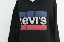 ☆【名品 美品 国内正規品】 Levi's リーバイス ビンテージ ロゴ パーカー プルオーバー スウェット フーディ Mサイズ ブラック系_画像4