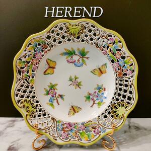 希少品 ★ ヘレンド HEREND ヴィクトリアブーケ 透かし プレート オープンワーク メッシュ 小花 金彩 昆虫 ピアス加工 アンティーク 美品