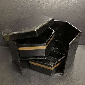{ посуда } контейнер [ шестиугольник. 2 уровень многоярусный контейнер чёрный цвет ] длина ширина × ширина : примерно 17cm×19.5cm* высота : примерно 14.7cm лакированные изделия style японская посуда 