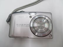 カメラ祭 FUJIFILM フジフィルム FinePix ファインピクス F60fd シルバー コンパクトデジタルカメラ ジャンク品 充電器付_画像3
