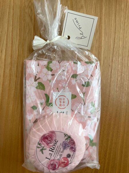 プチギフト バスソープと入浴剤セット