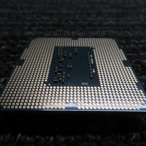 MW☆Intel Core i5-4440 PCパーツCPU 動作外し品の画像2