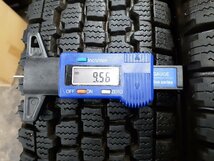 パF5192■145R12 LT 6PR　4本価格　BRIDGESTONE BLIZZAK W965　送料無料 冬 8.5分山 エブリイ キャリィ ハイゼット アクティ サンバー 深溝_画像2