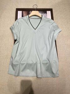 Brunello Cucinelli　ブルネロクチネリ　ブラウス　Tシャツ　トップス　Vネック　レディース　Ｌ