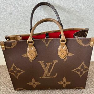 【値下げ交渉可能】ルイヴィトン ショルダートート2WAYバッグ オンザゴーMM RFID シリアル美品箱付き VUITTON