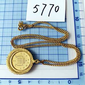 美品 エリザベスII コイン ダイヤ風 K18GP刻印 ゴールド ネックレス No.5770の画像4