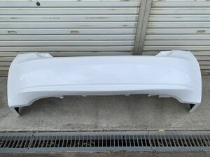 Prius ZVW30 リアBumper エネルギーAbsoluteーバーincludedカラーNo.040 スーパーホワイトⅡ 52159-47050 52615-47040