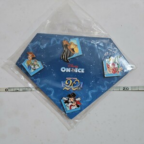 Disney ディズニーオンアイス 20周年ピンバッジセットの画像1