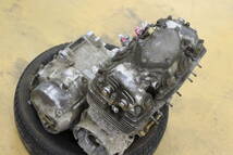 ホンダ　CB400F用　国内正規398ｃｃエンジン　出品中のフレームに乗っていたエンジンです。_画像2