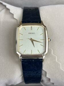 IU1462　稼働品 SEIKO セイコー SACM154 8J41 DOLCE＆EXCELINE ドルチェ＆エクセリーヌ クオーツ 腕時計 ゴールド ブラック