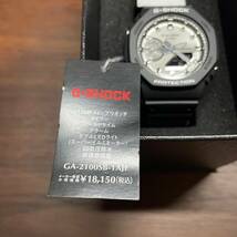 試着のみ 新品同様 国内正規品 タグ付き カシオ CASIO G-SHOCK カーボンコアガード GA-2100SB-1AJF シルバーフェイス ワールドタイム_画像2