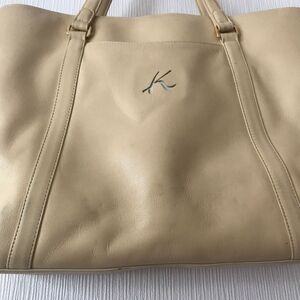 Kitamura　キタムラ　至極の逸品　最高級本革製トートバッグ　肩掛け　アイボリー