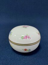 ［道］Meissen マイセン 散らし小花 蓋付小物入れ ボックス_画像1