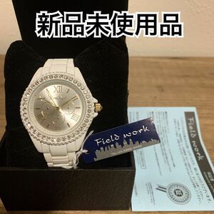 【新品未使用】フィールドワーク アナログ　ホワイト　レディース腕時計　DT104