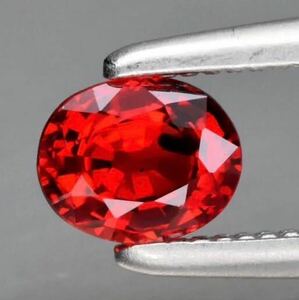 0.39 ct 天然サファイア Maple Reddish Orangeカラー, Songea タンザニア産、ルース 