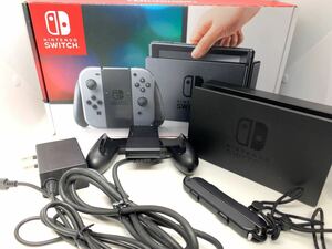 付属品完備　動作確認済　箱付き　Nintendo Switch 任天堂 スイッチ　ドック ＋ HDMIケーブル ＋ ACアダプター　ジョイコン　グリップ　59