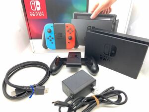 付属品　動作確認済　箱付き　Nintendo Switch 任天堂 スイッチ　ドック ＋ HDMIケーブル ＋ ACアダプター　ジョイコン　グリップ　68