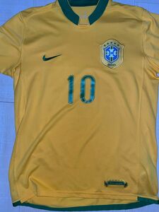 サッカーブラジル代表ユニホーム　 NIKE ロナウジーニョ選手　10番
