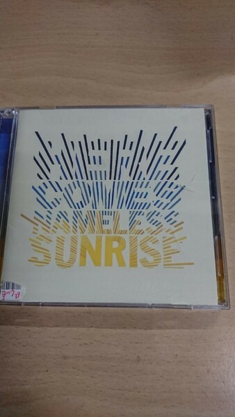 ＨＥＲＥ ＣＯＭＥＳ ＮＡＭＥＬＥＳＳ ＳＵＮＲＩＳＥ （初回限定盤） （ＤＶＤ付） Ｊ （ＬＵＮＡ ＳＥＡ）