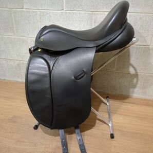 IDEAL SADDLE Jessica アイデアル サドル 馬場鞍 ジェシカ シート 17インチ ツリー M ミディアム 鞍 乗馬 サドル イングランド ブラックの画像1