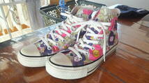 R060308断捨離　処分 CONVERSE　コンバーズ　ALL　STAR　オールスター　ハイカットスニーカー　花柄　USED　レディース25.0㎝_画像1