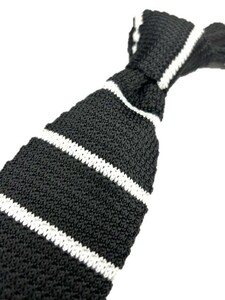 トラッド　メンズ　新品未使用　ニットタイ　 knit tie　ブラック＆ホワイト×ボーダー